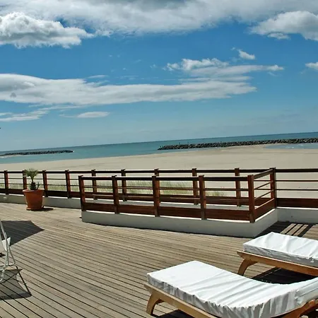 Le Cap D'agde Sleeps 9 * آجد